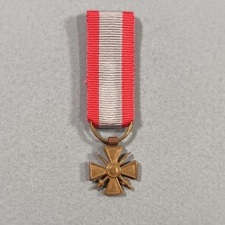 FRANCE REDUCTION DE LA MEDAILLE CROIX DES TOE THEATRES DES OPERATIONS EXTERIEURS